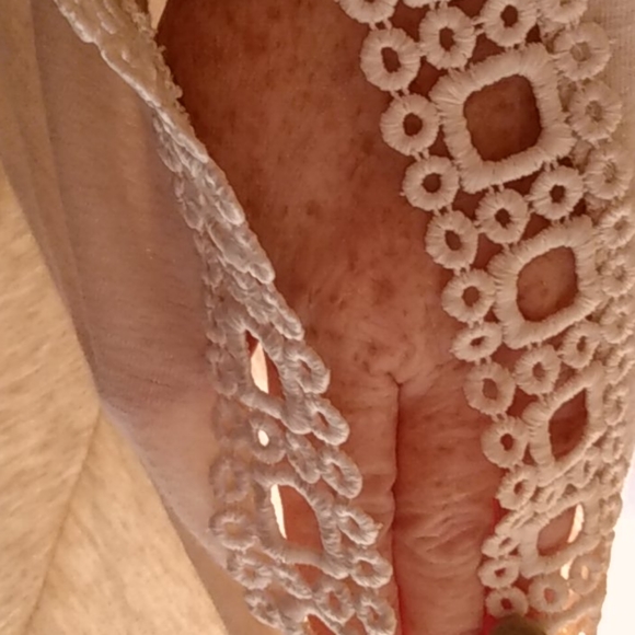 Shirt - Picture 4 of 5